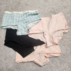 Victoria's Secret Set of 4 Boy Shorts Underwear
